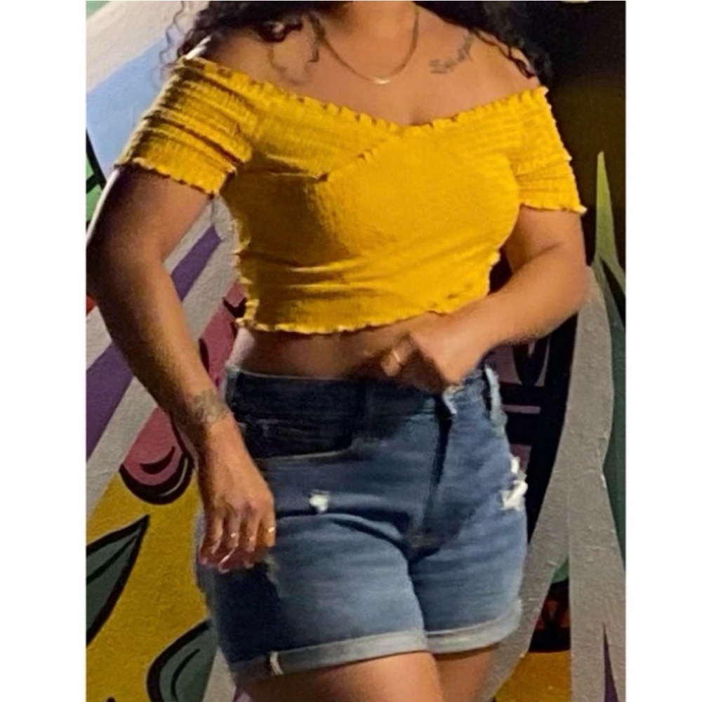 Old Navy Women's Distressed Blue Jean Shorts